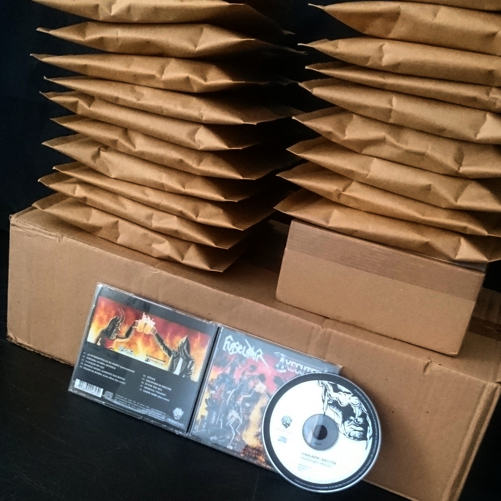 CDs do Flageladör / Axecuter enviados